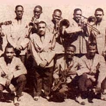 Chick Webb and His Orchestra - Just a Simple Melody