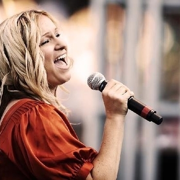 Crystal Lewis - Jingle Bells