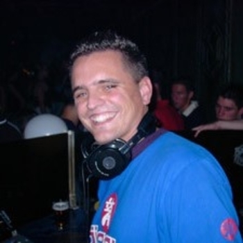 Blondie vs. Osibisa vs. Miriam Makeba - The Tide Is Pata Pata High [Copycat]