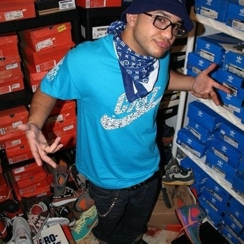 Chyno Nyno - Bomboncito