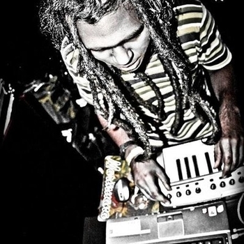 Cardopusher - Homeless (remix by DJ100mado)