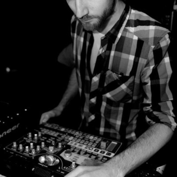 Cassara - Hold On (Don't Make It Stop)