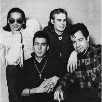 Cruzados - Don't Throw Stones