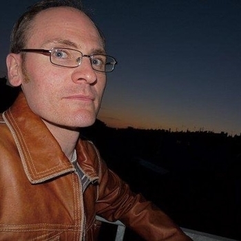 Chris Raven - I Know You Love Me Too! (Van Bellen remix)