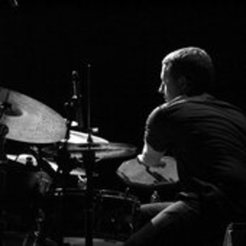 Chat Noir - Comme un Chat dans la Nuit (French)