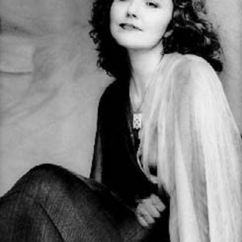 Consuelo Luz - Ahot Ketana/ Hermana Pequena/ Little Sister