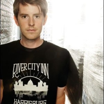 Chris Taylor - FAIS TES BAILS (31andUp) [Decaf Bass Music]