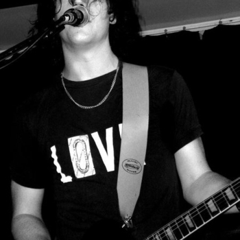 Chris Arnott, Frew, Rosie, Tommy Trash - Helium Makes My Heart Stop