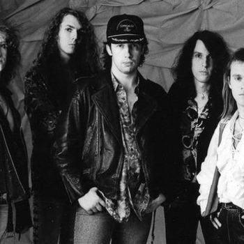 Chryztyne - Mama Doesn''t Know