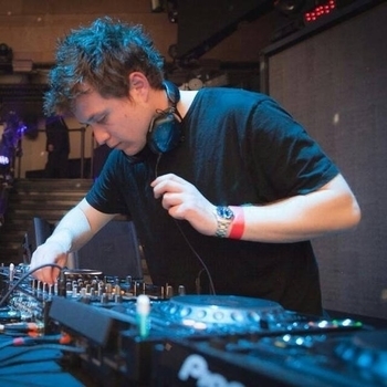 Casey Rasch - Sky (FSOE840)