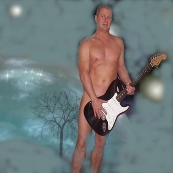 Chris Adams - Comfortably Numb (2015)