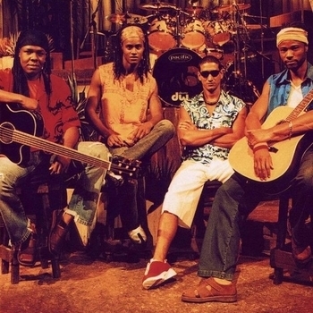 Cidade Negra - Faltando Um Pedaço