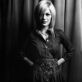 Christina Bjordal - I Can't Make You Love Me