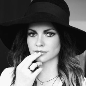 Erin McCarley - Into the Fire [8 сезон, 12 серия] (ОСТ из сериала ''Дневники Вампира'' / "The Vampire Diaries")