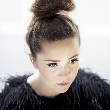 Артист Emilie Nicolas