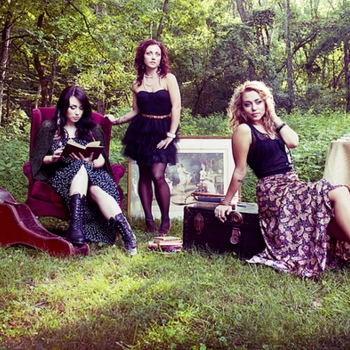 Josie and the Pussycats - Real Wild Child