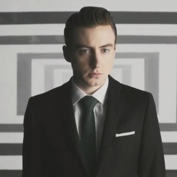 Eugene McGuinness - Lion (музыка из игры "Sleeping Dogs")