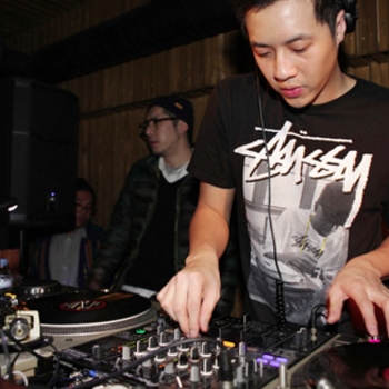 Артист Eric Lau