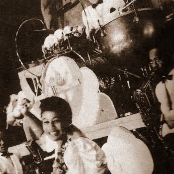 Ella Fitzgerald & Chick Webb - When I Get Low I Get High