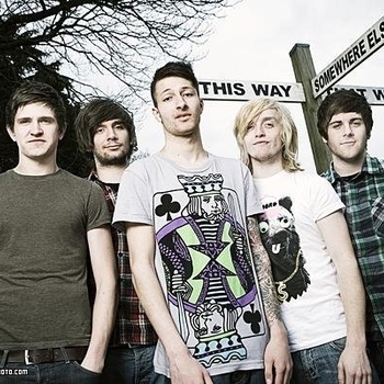 Новые Хиты - Ты Проходишь ( ХИТ 2010 )