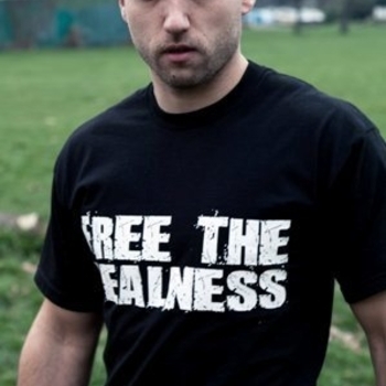 Krept Ft. Cashtastic, Dubz, Johnny Gunz, Yungen, DVS, English Frank, Benny Banks, Ghetts, & More - Paranormal Activity (Remix)