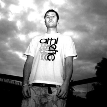 D*Minds - Eddie K & Minus - Serial Killa feat. Beezy (D Minds Edit)