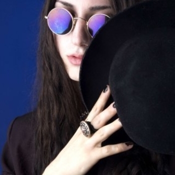 Эvadam Grabar - Лже-история