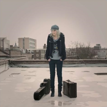 Ellie Lawson & Matt Bukovski - Breathe In Breathe