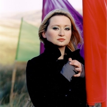 Eliza Carthy - Blood on My Boots