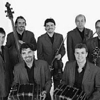 El Arranque - A Media Luz