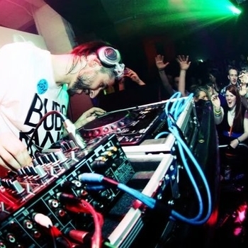 Jaimie Fanatic - Reprogrammed (Jay Robinson & Figure Remix)