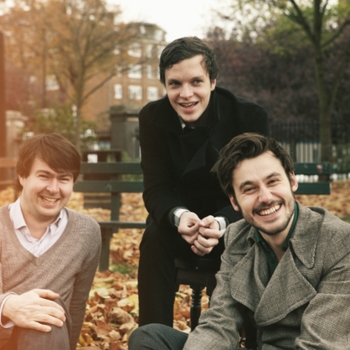 Friendly Fires - Paris (Aeroplane Remix)