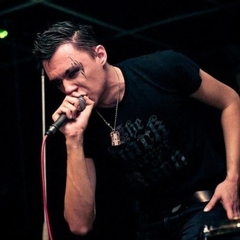 Артист Freaky Mind