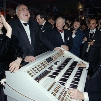 Franz Lambert and The Dreamland Singers - I Want To Know What Love Is (Cover)