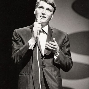 Артист Frank Ifield