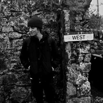 Feonix - Dwyrain Canol