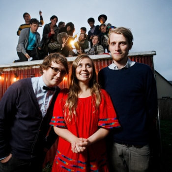 FM Belfast - Happy Winter (Песня из фильма "Итальянская гонщица / Veloce come il vento")