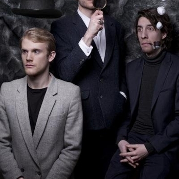 Артист Fiction