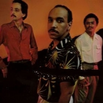 Fever - Hanging On The Telephone