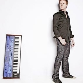 Richard Walters and Ferr, Ferry Corsten - City At Night (2022)