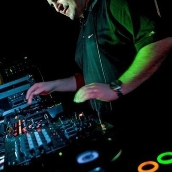 Jan Johnston and Freefall, Paul Thomas, Bluum, BPT, Paul Thomas, Bluum pres. BPT - Skydive (Paul Thomas and Bluum pres. BPT Remix) (Best Of UV 2019)