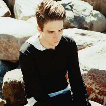 Square Enix - Final Fantasy Versus XIII CLOUD Trailer Music