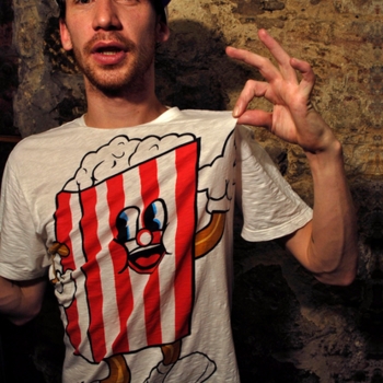 Feadz - LIVE AT RED BULL STUDIOS PARIS 20/09/2013