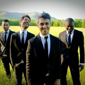 Forro In The Dark - Lilou