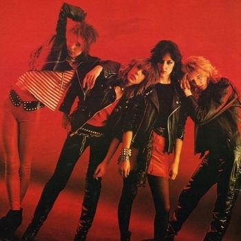Артист Girlschool