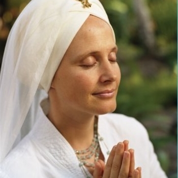 GuruGanesha Singh, Snatam Kaur - Aad Sach