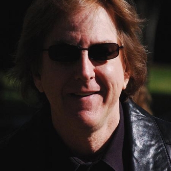 Артист Greg Edmonson