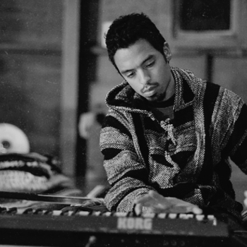 Domyp & Gb Feat Sheby - Your Spirit Wants Me (Original Mix)