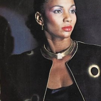 Gayle Adams - Love Fever (Instrumental)