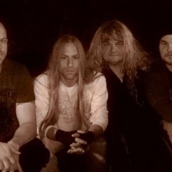 Grimmstine - This Don't Look Like Love to Me